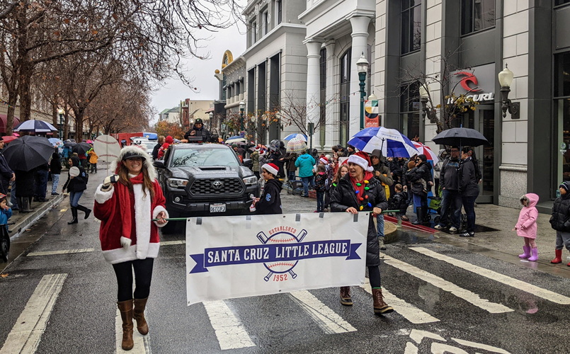 Join SCLL in the Downtown Holiday Parade on Dec. 2nd